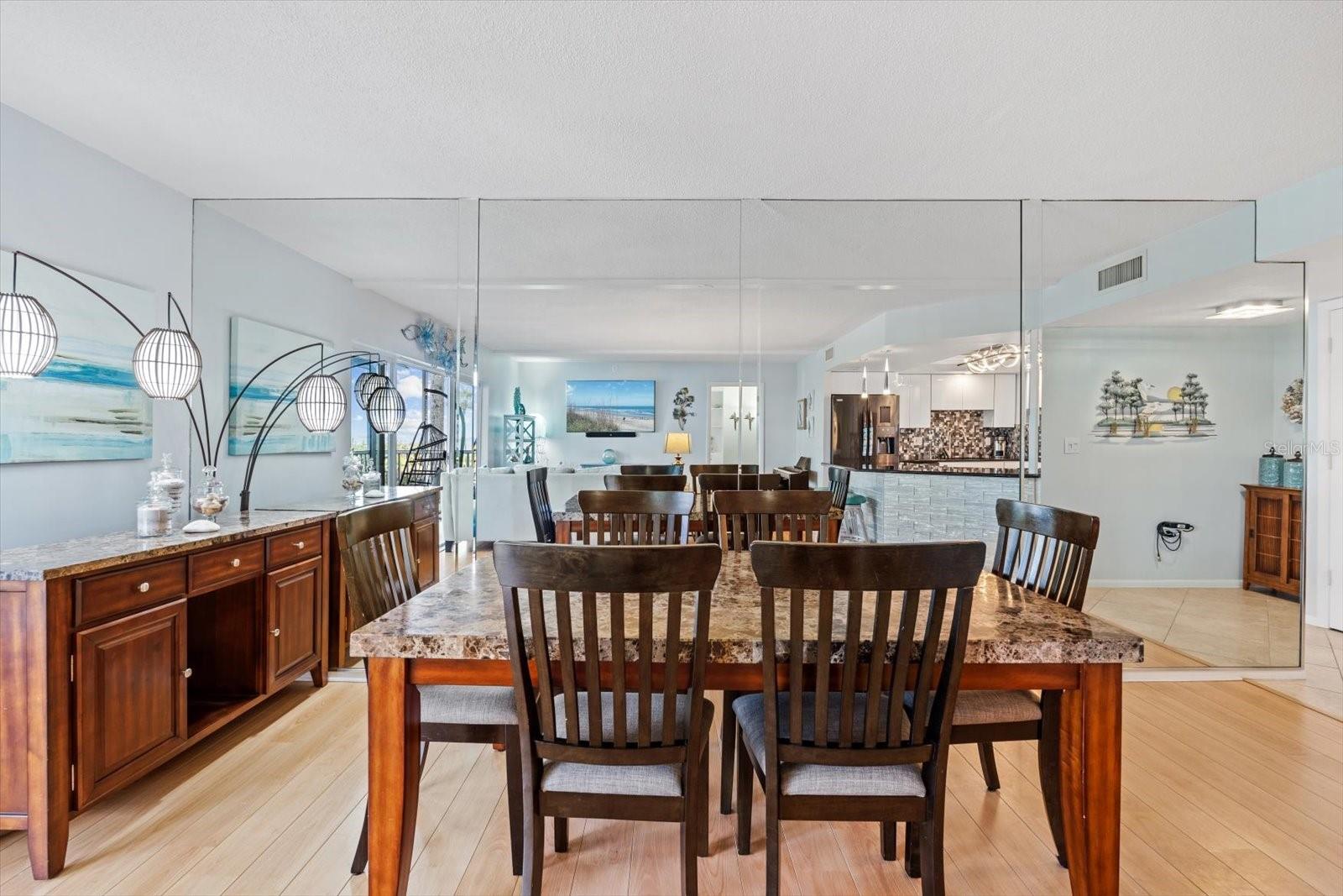 800 BENJAMIN FRANKLIN DR #206