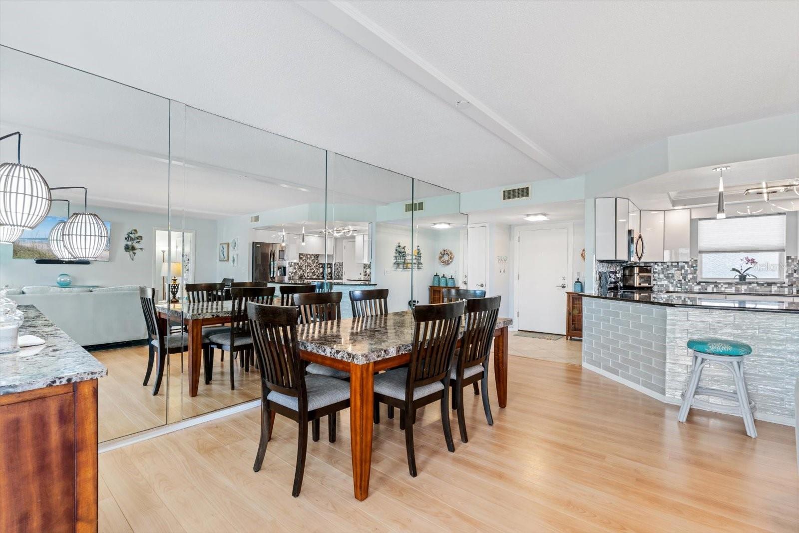 800 BENJAMIN FRANKLIN DR #206