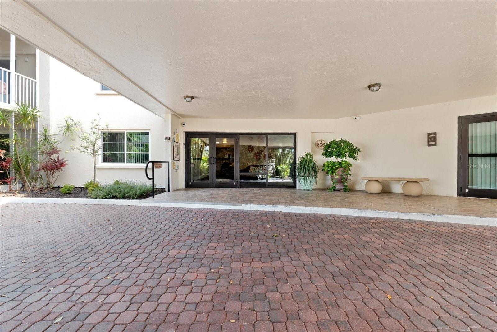 800 BENJAMIN FRANKLIN DR #206