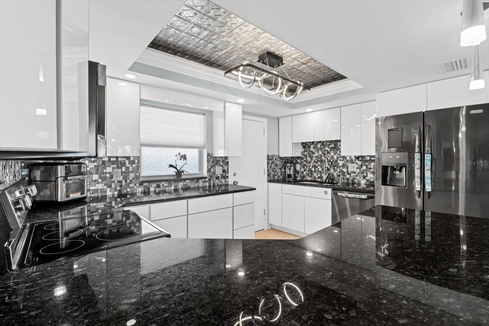 800 BENJAMIN FRANKLIN DR #206