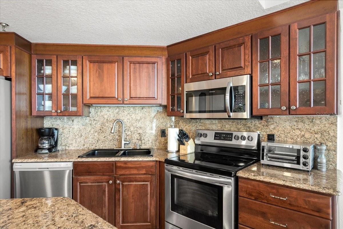 1211 GULF OF MEXICO DR #506