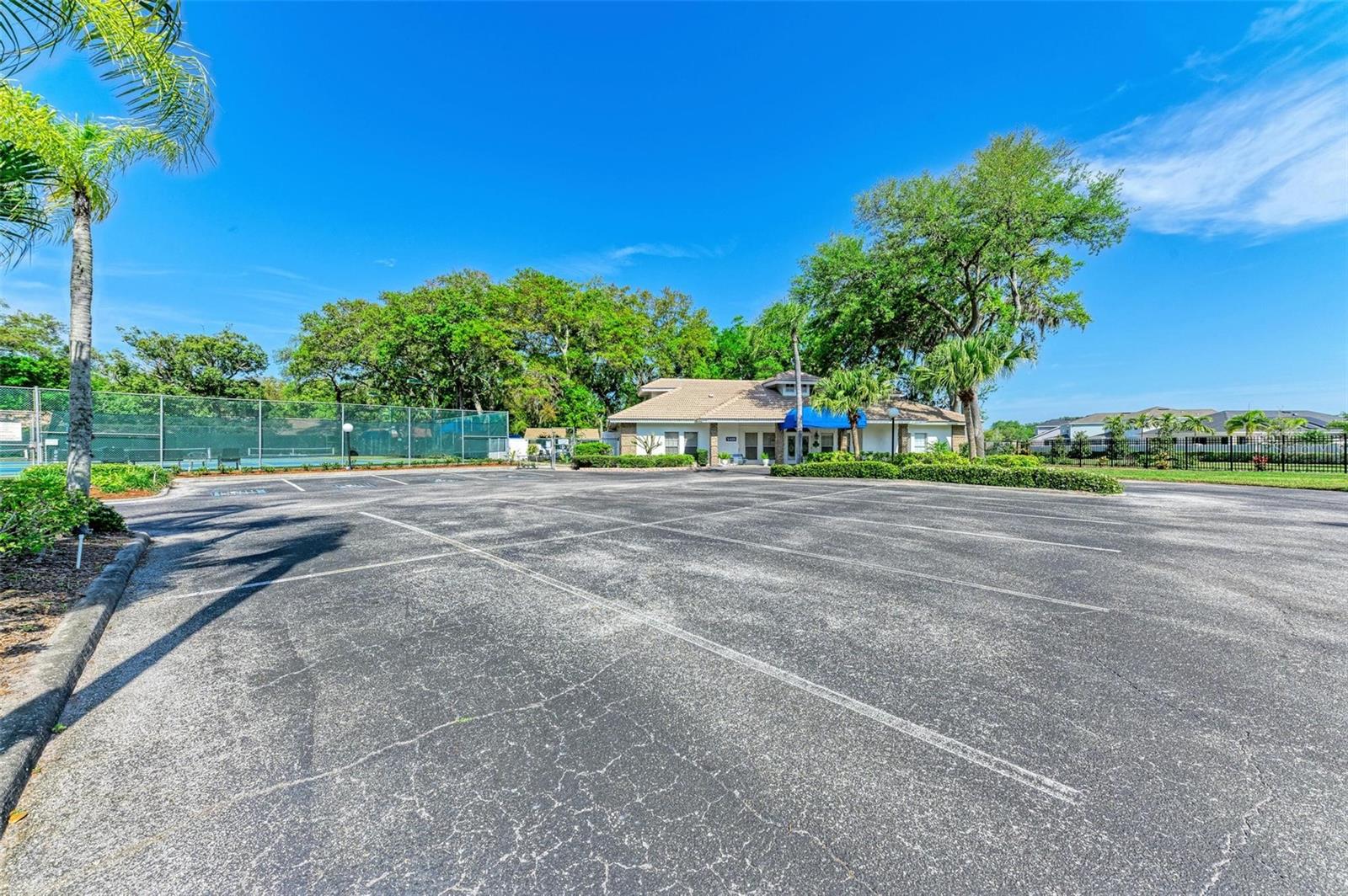 5623 GARDEN LAKES DR