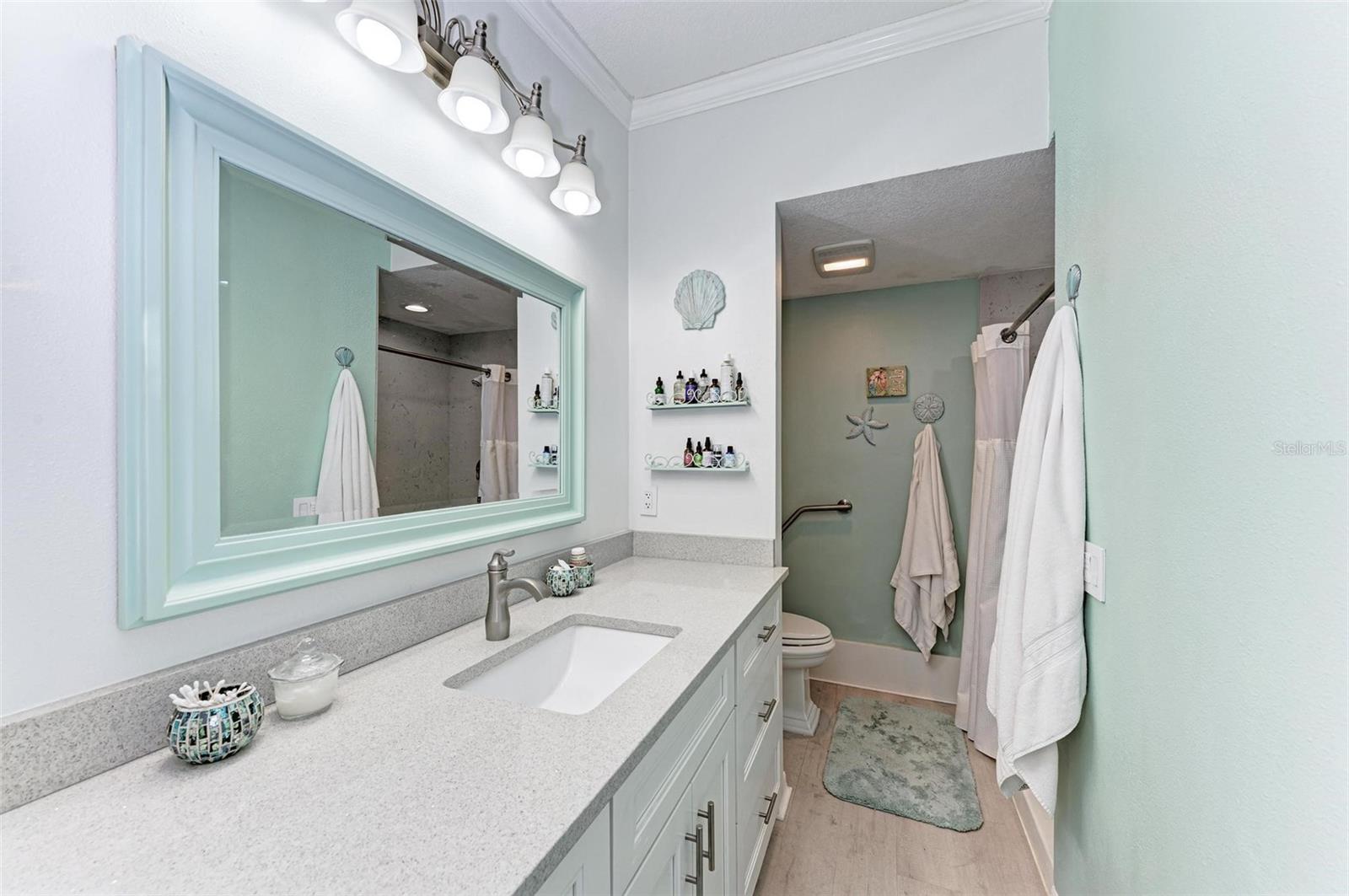 5623 GARDEN LAKES DR