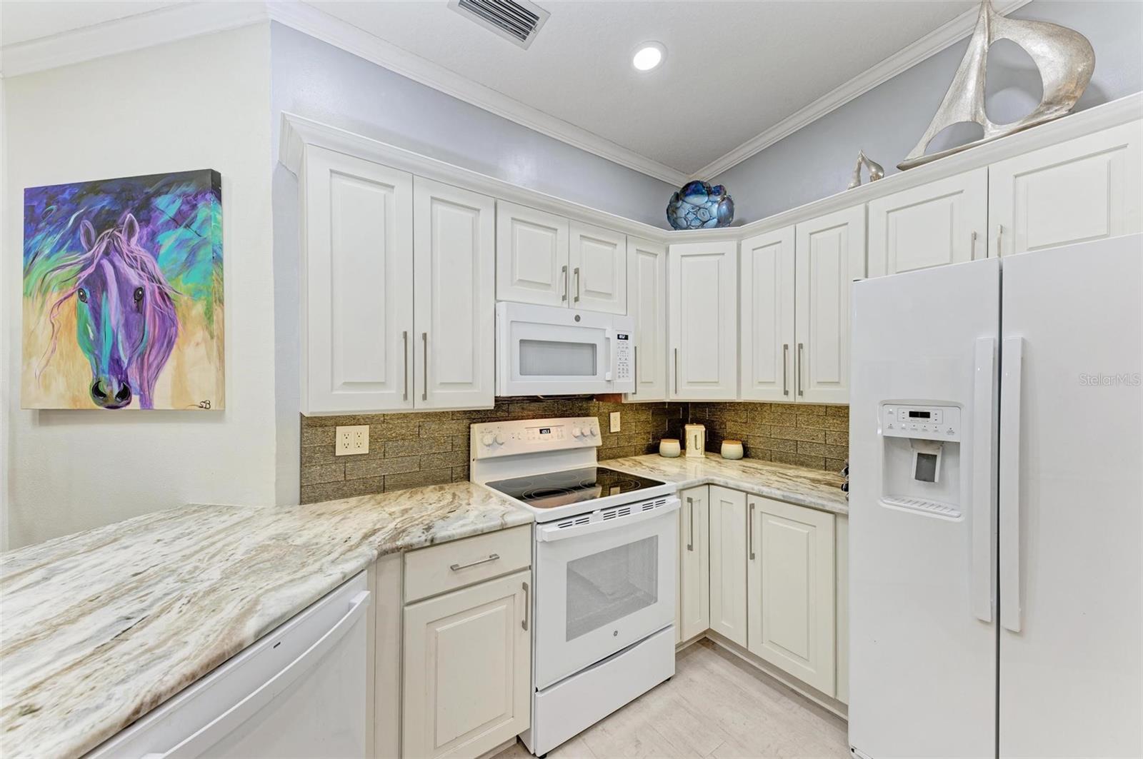 5623 GARDEN LAKES DR