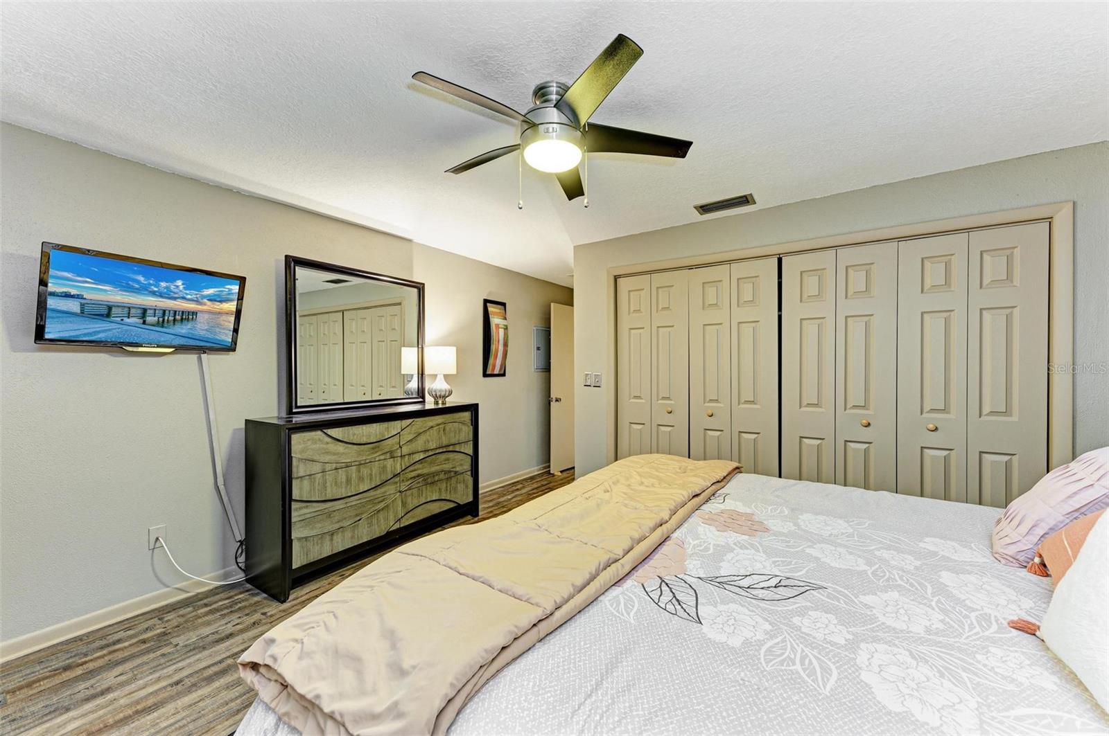 610 INDIAN ROCKS RD N #96