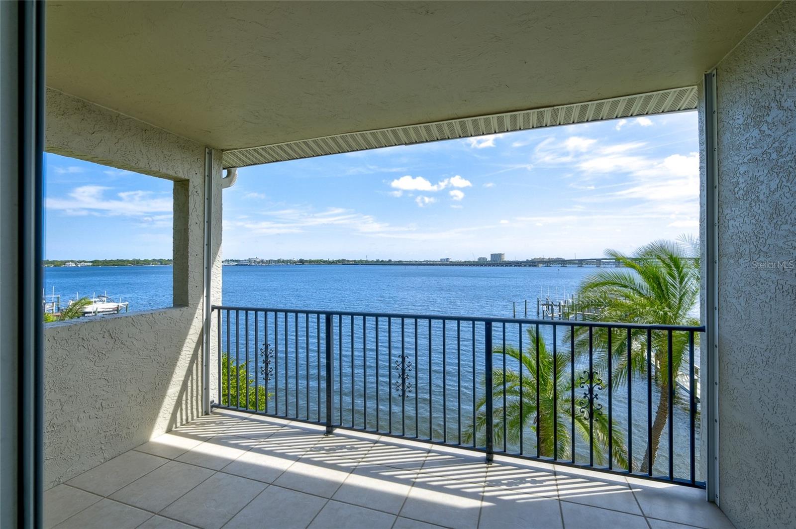 1706 POINT PLEASANT AVE W