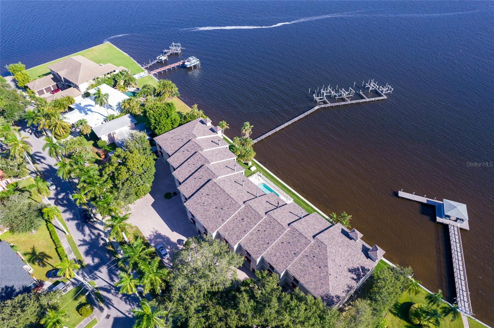 1706 POINT PLEASANT AVE W