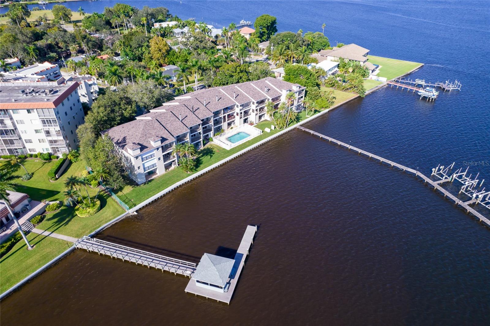 1706 POINT PLEASANT AVE W