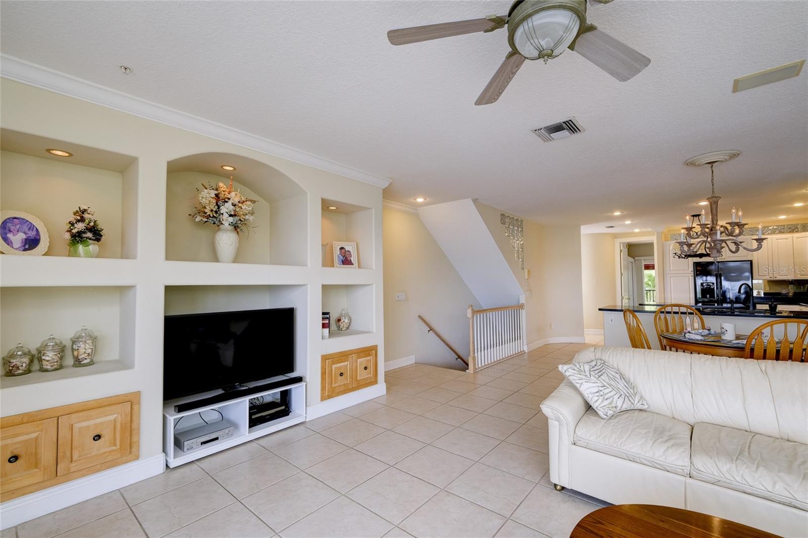 1706 POINT PLEASANT AVE W