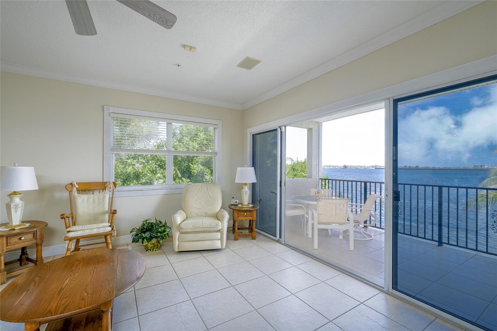 1706 POINT PLEASANT AVE W