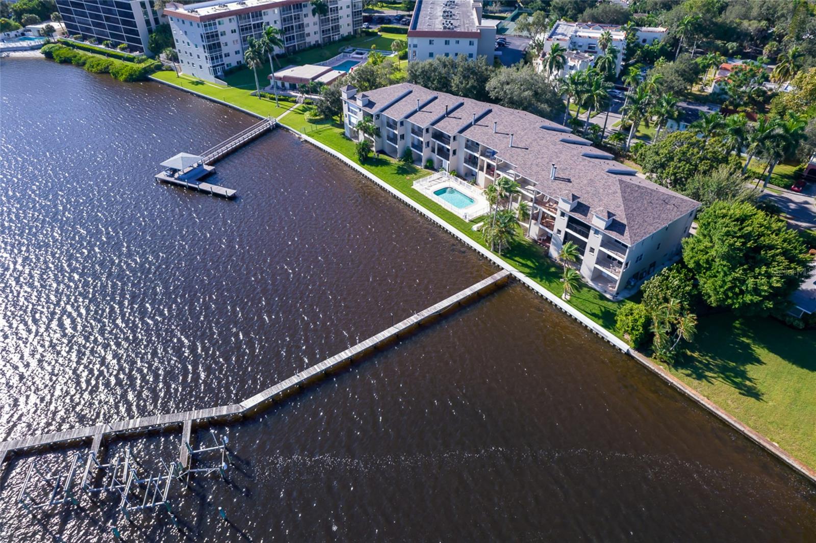 1706 POINT PLEASANT AVE W