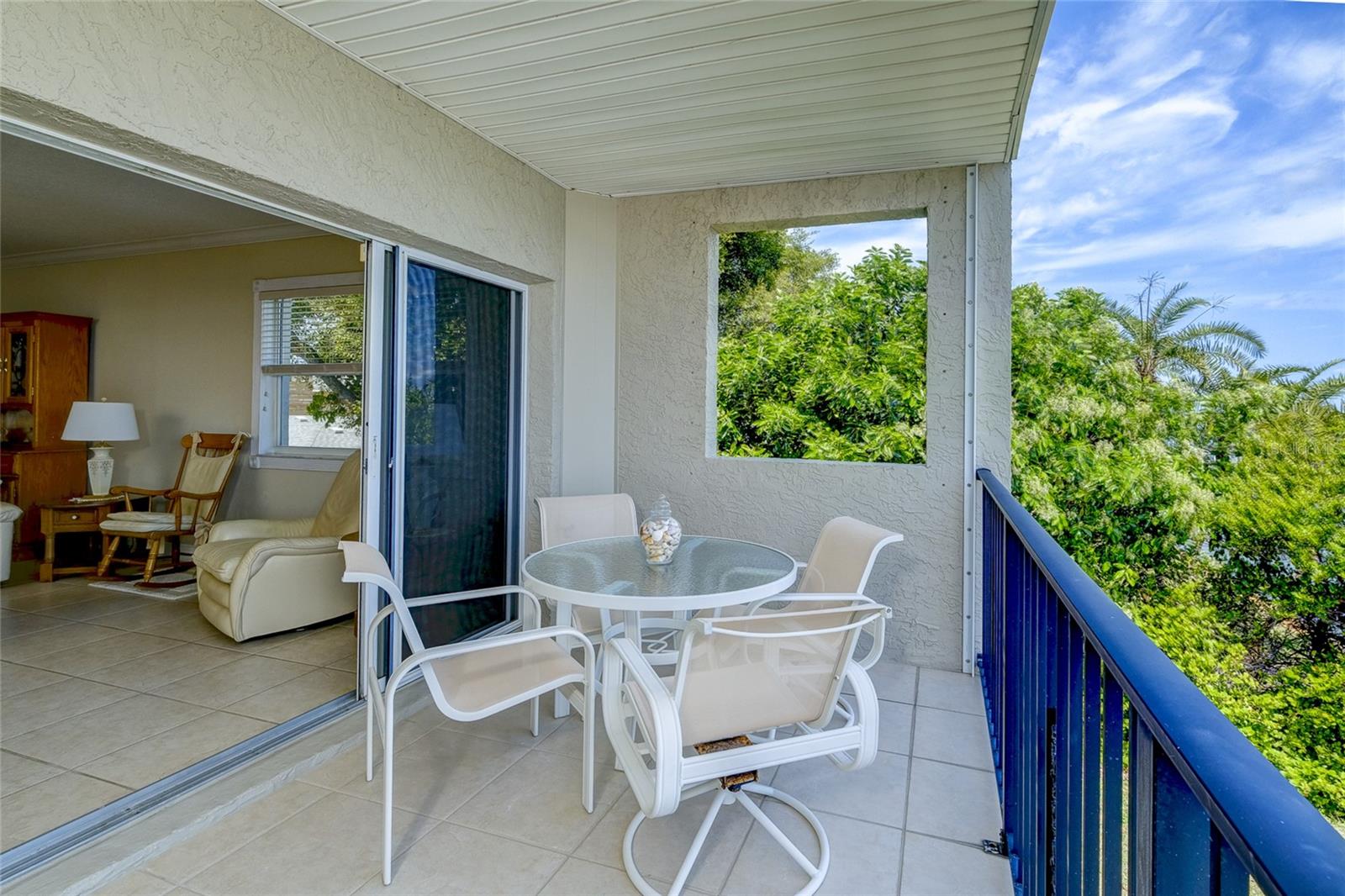 1706 POINT PLEASANT AVE W