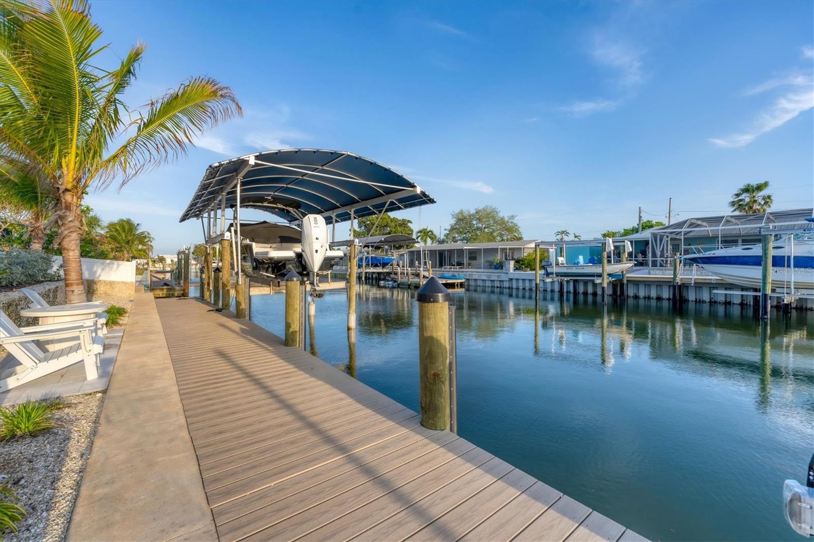 10115 KINGFISHER RD E