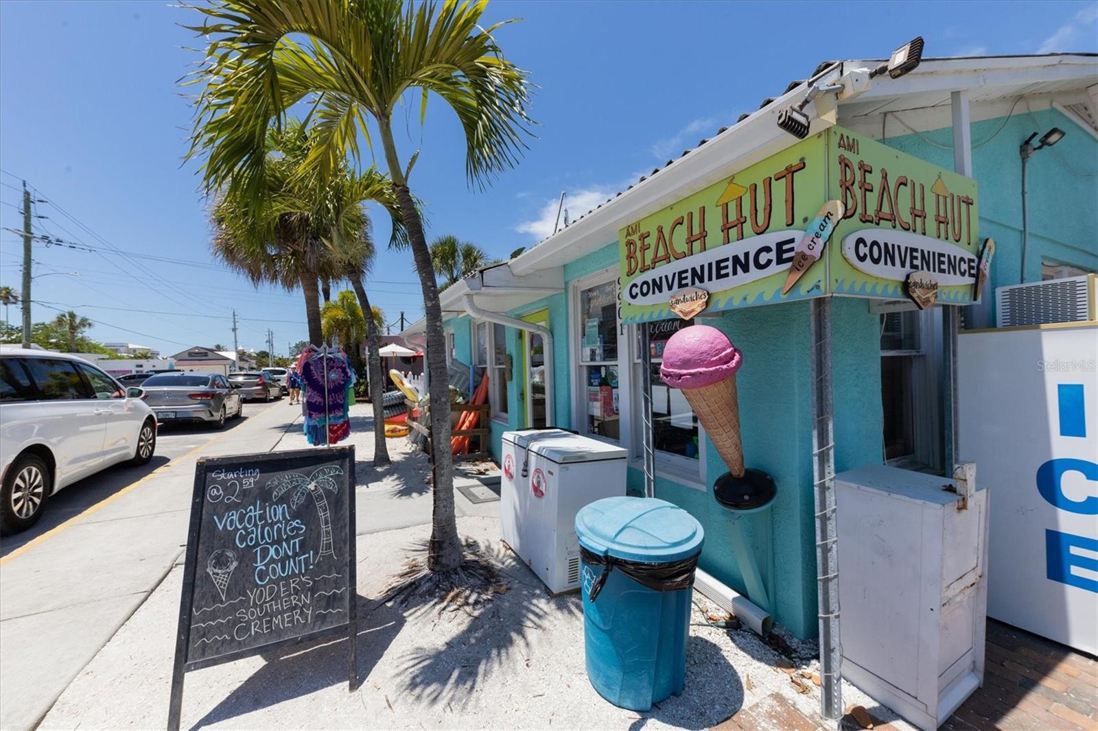 10115 KINGFISHER RD E