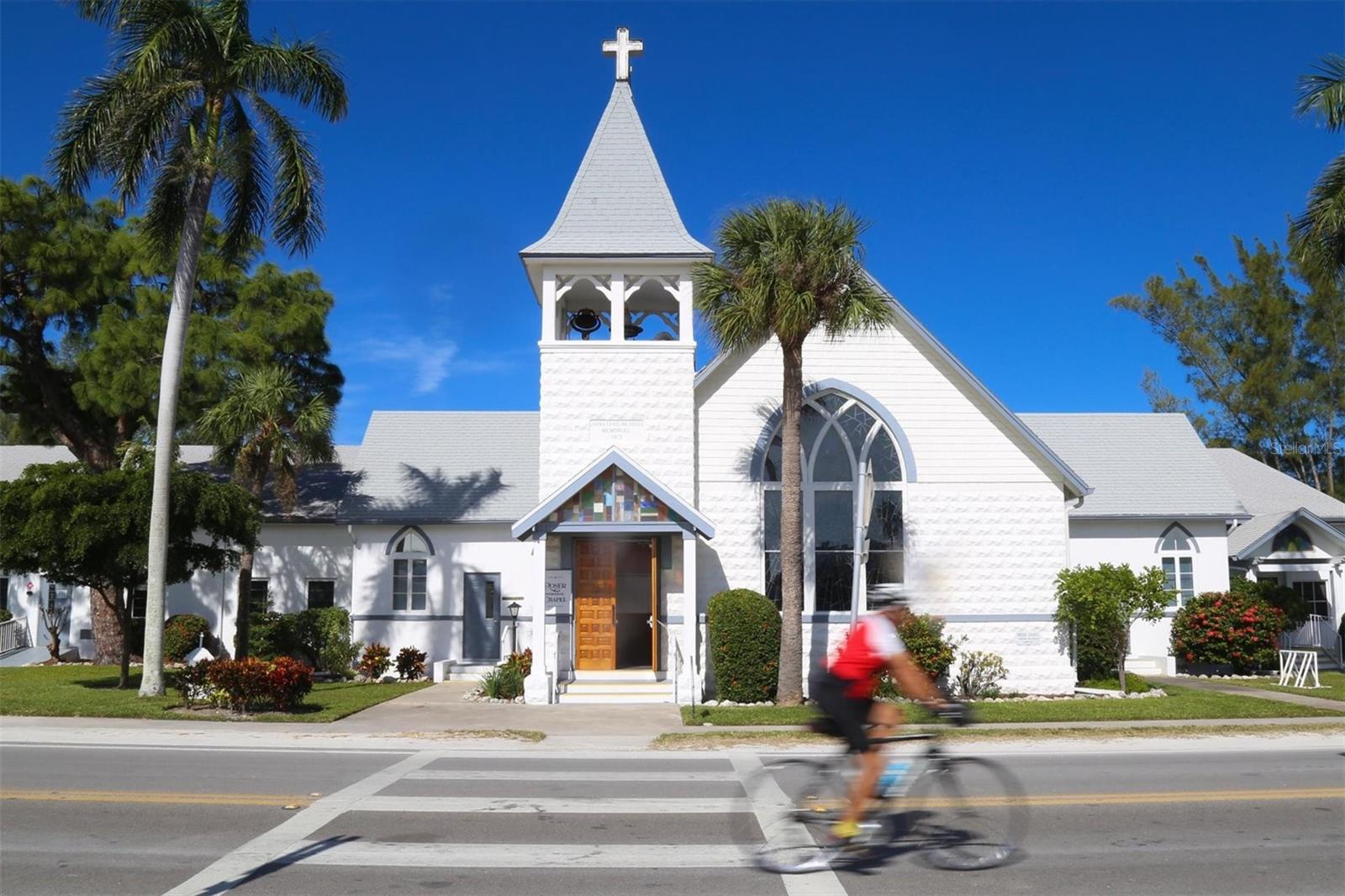 10115 KINGFISHER RD E