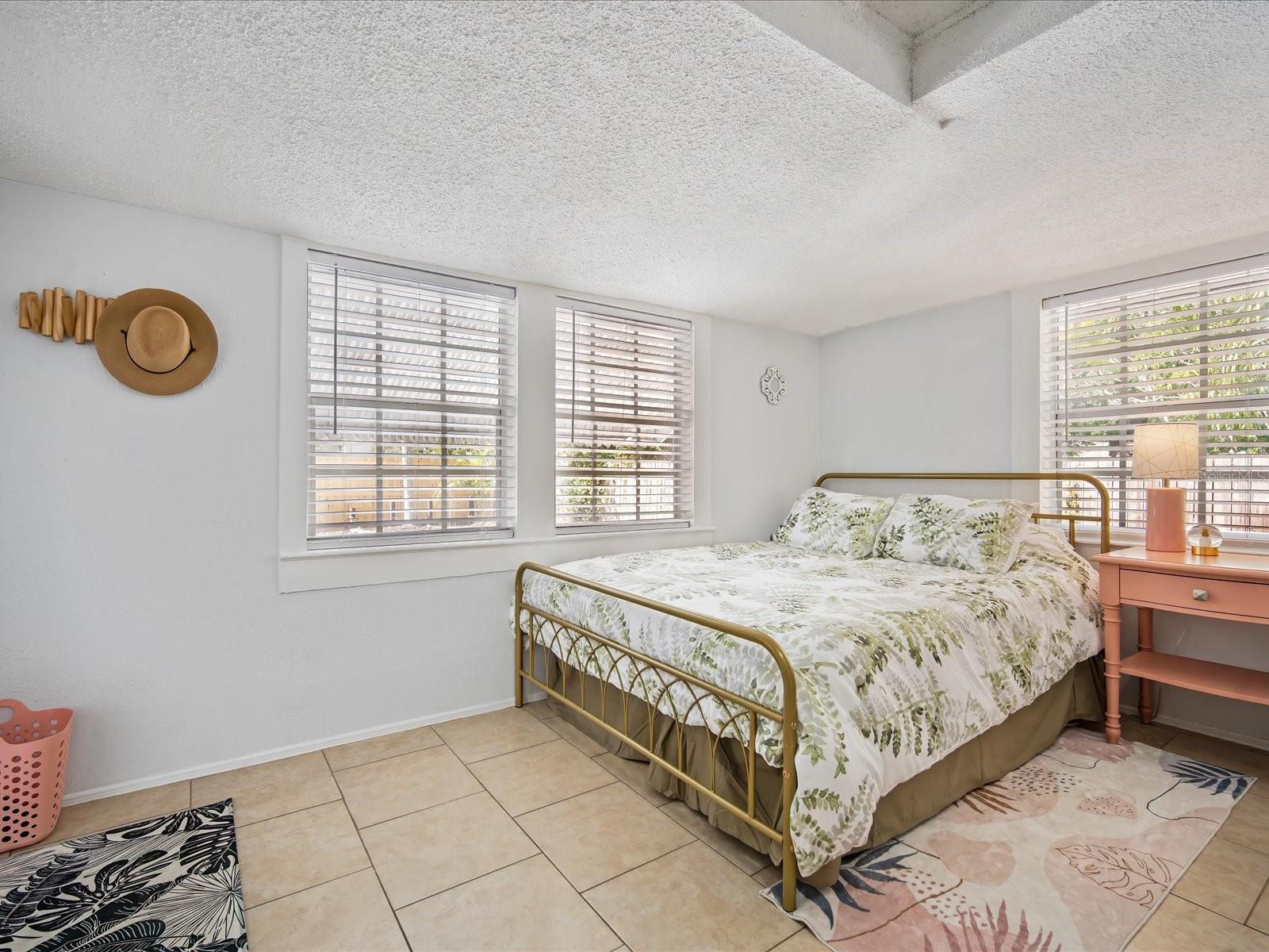 1619 BALLARD PARK DR