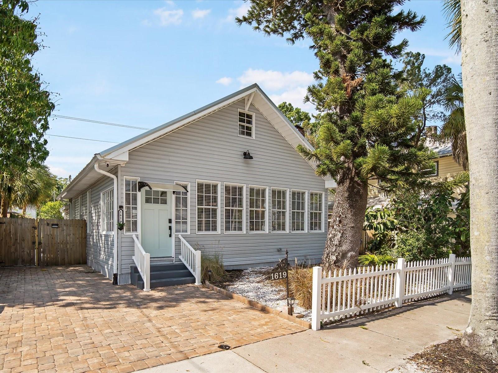 1619 BALLARD PARK DR