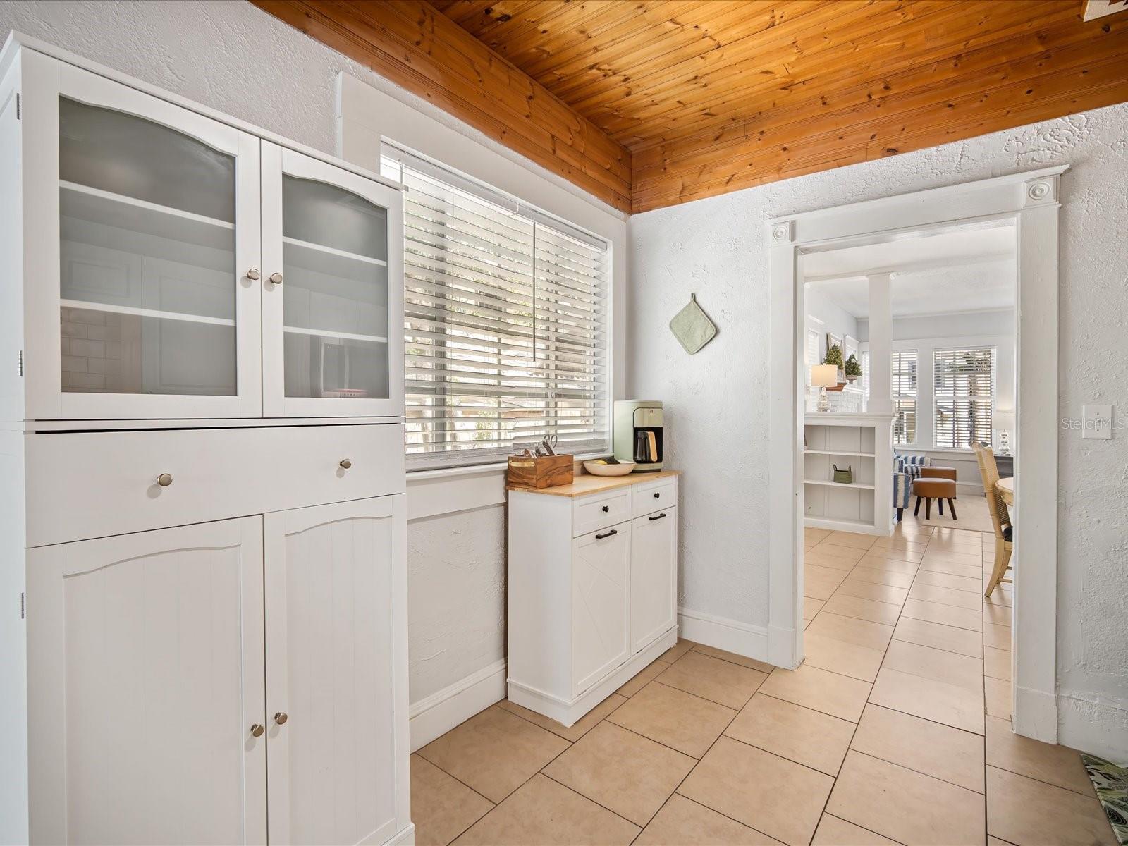 1619 BALLARD PARK DR