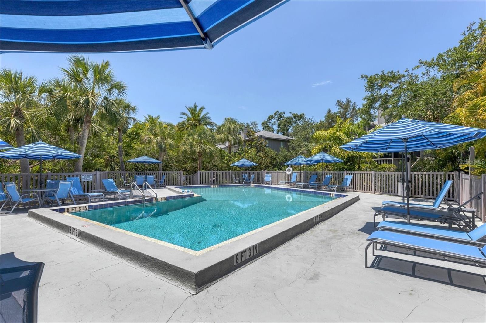 1460 LANDINGS CIR #51