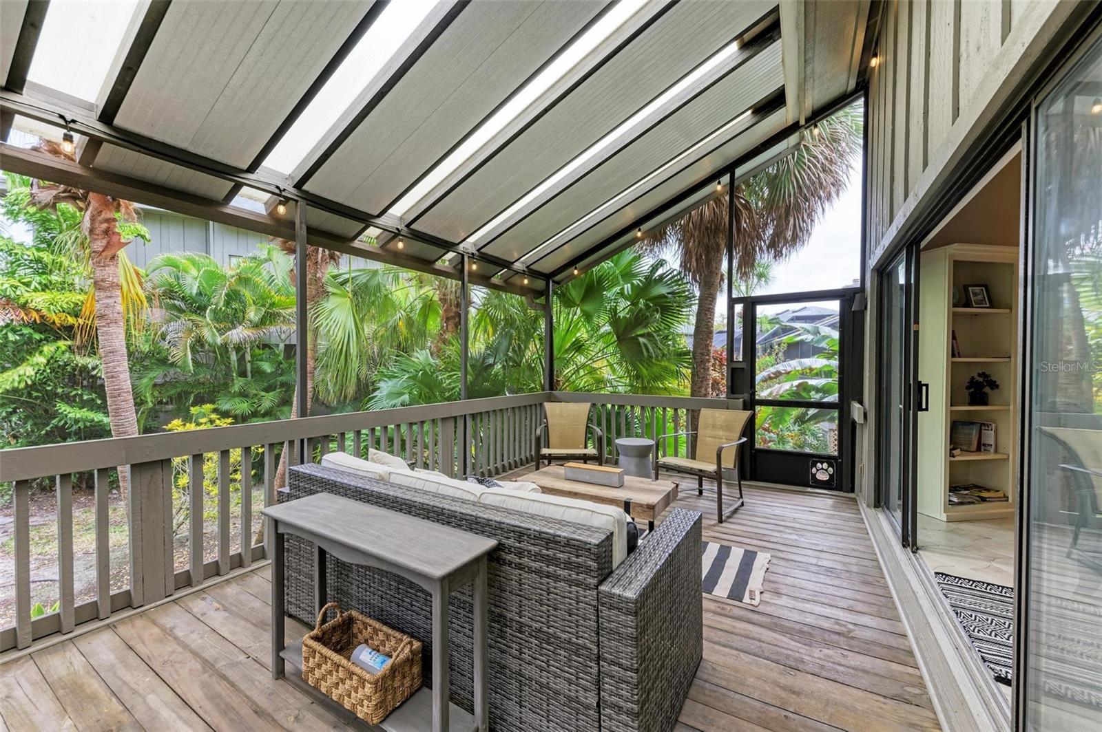 1460 LANDINGS CIR #51