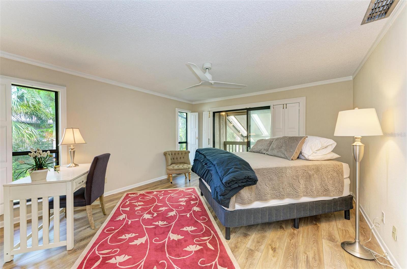 1460 LANDINGS CIR #51