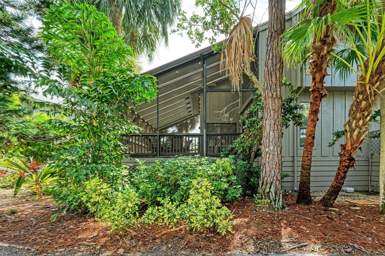 1460 LANDINGS CIR #51