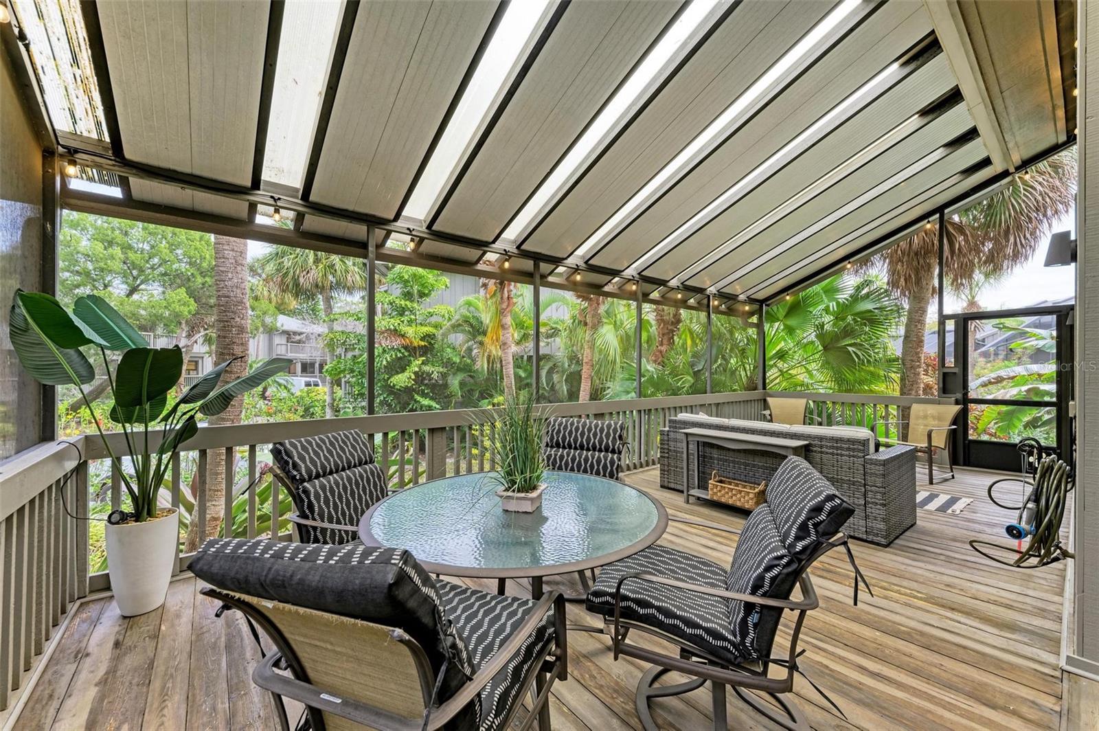 1460 LANDINGS CIR #51