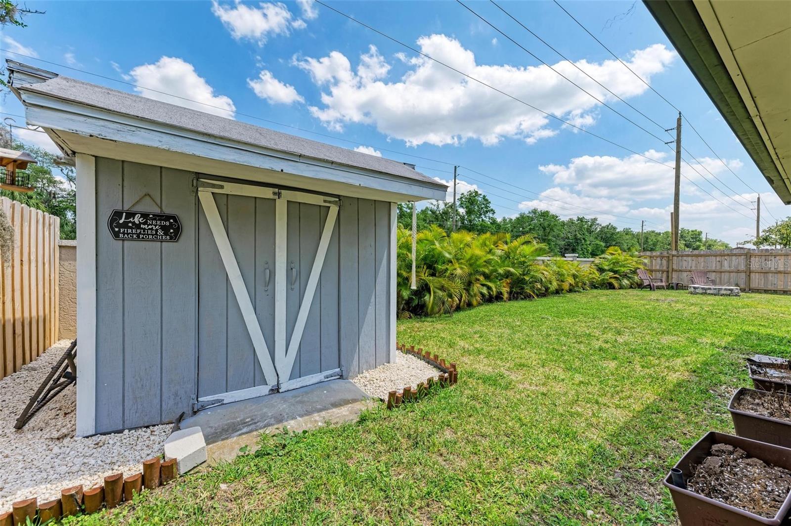 5465 81ST AVENUE CIR E