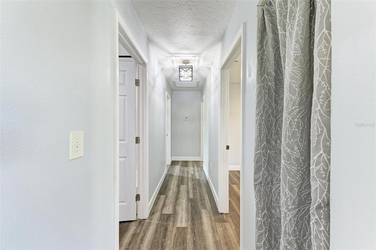 5465 81ST AVENUE CIR E