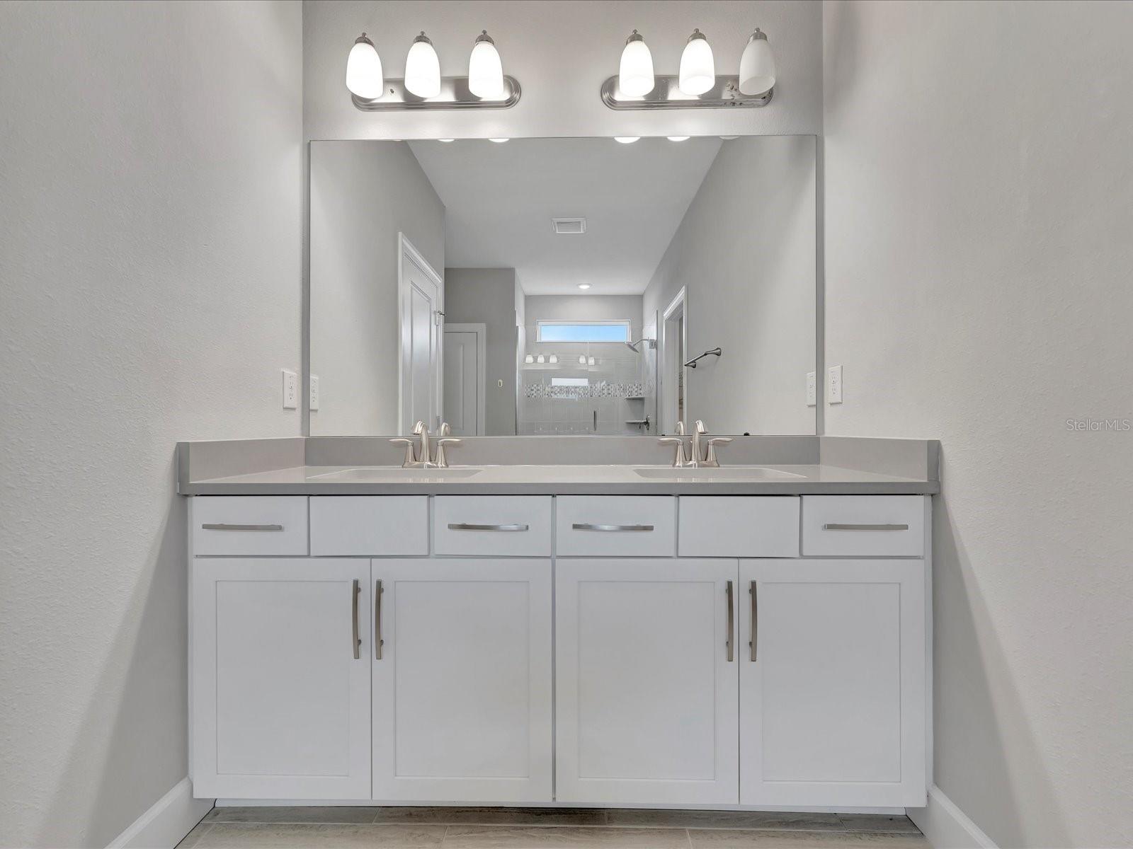 13715 GREEN HAMMOCK PL