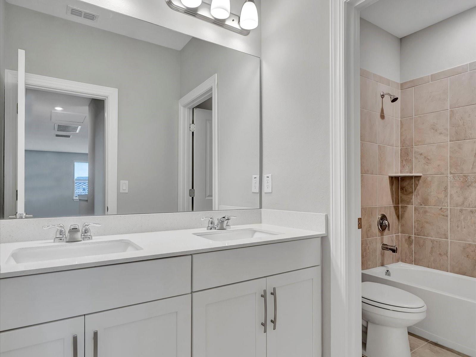 13715 GREEN HAMMOCK PL