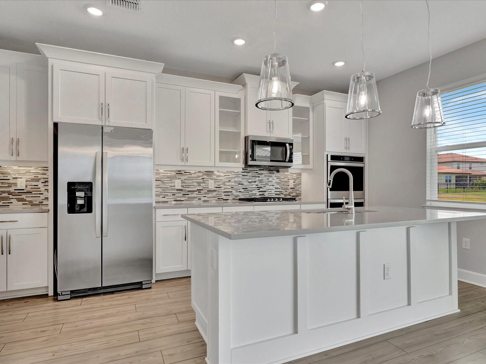 13715 GREEN HAMMOCK PL