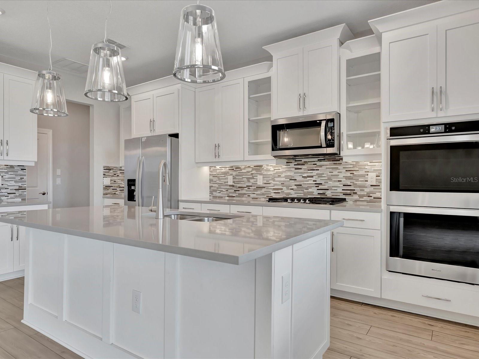 13715 GREEN HAMMOCK PL