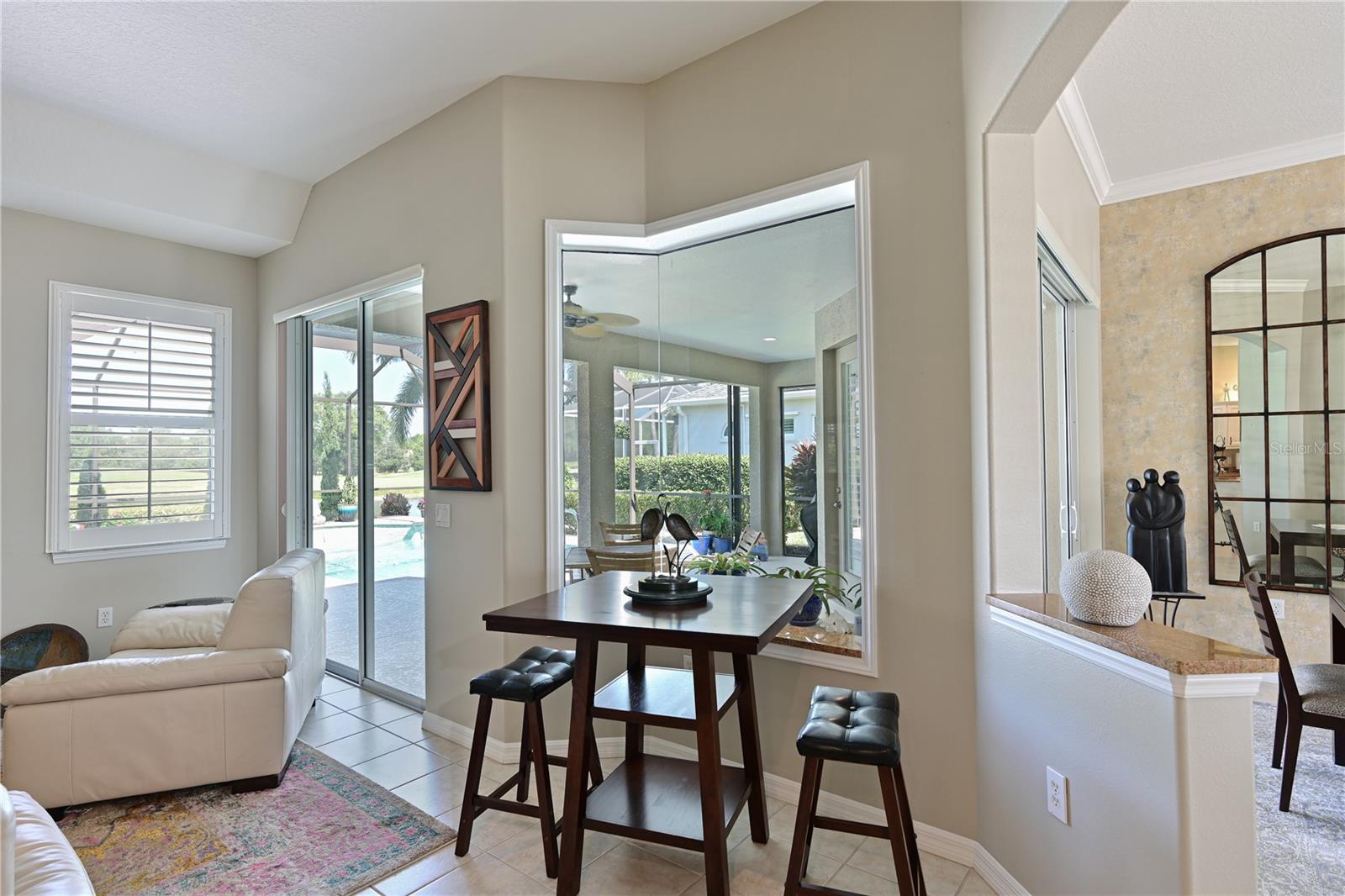 608 PLANTERS MANOR WAY