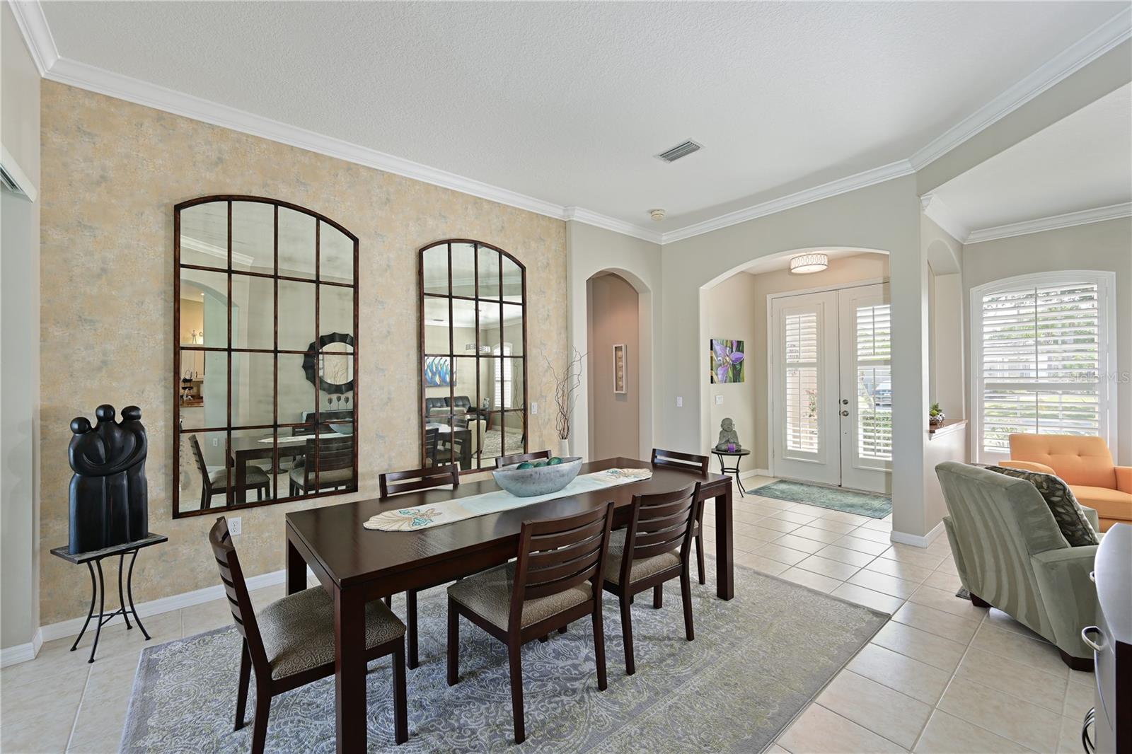 608 PLANTERS MANOR WAY