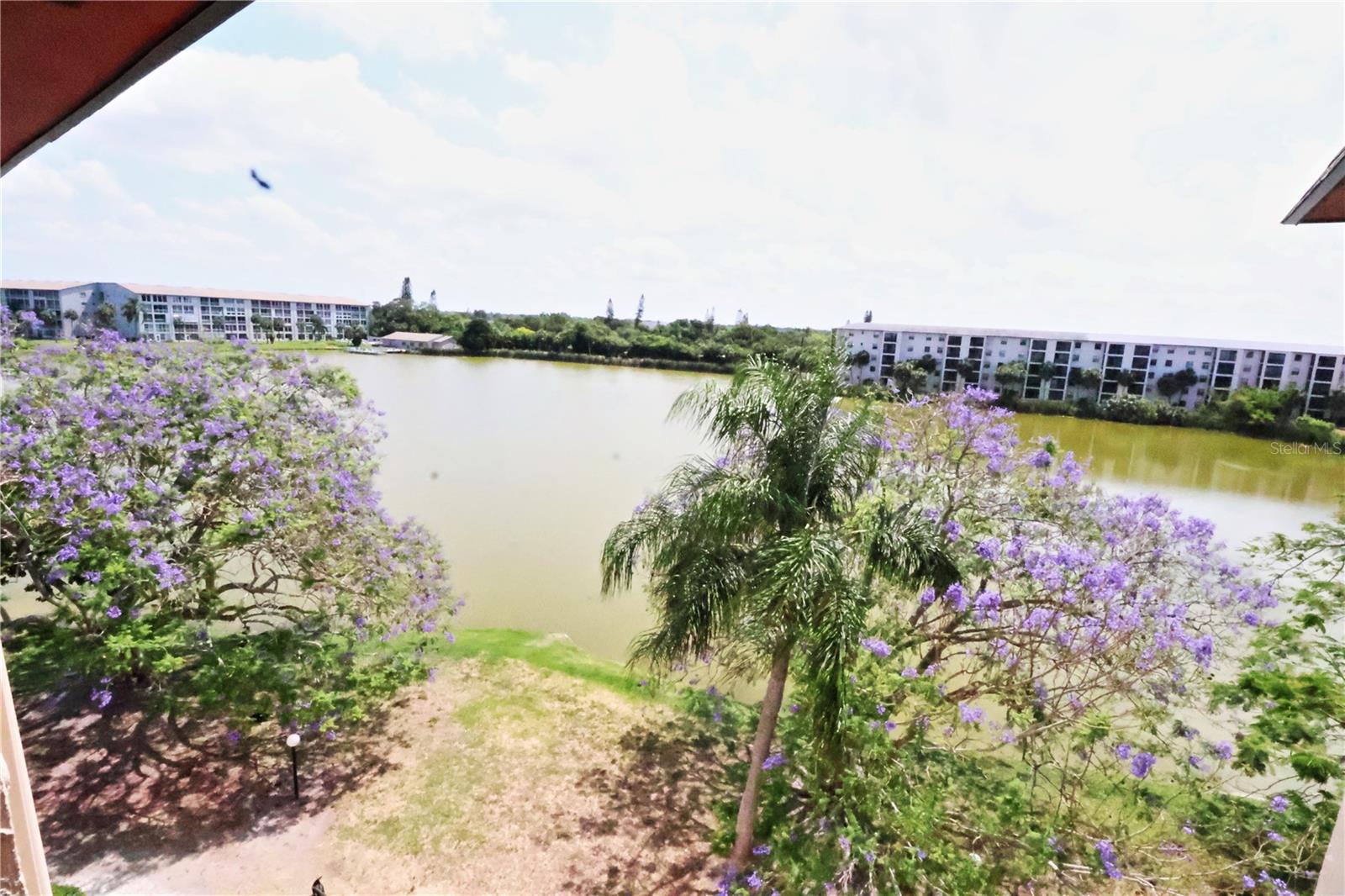 4139 LAKE BAYSHORE DR #506