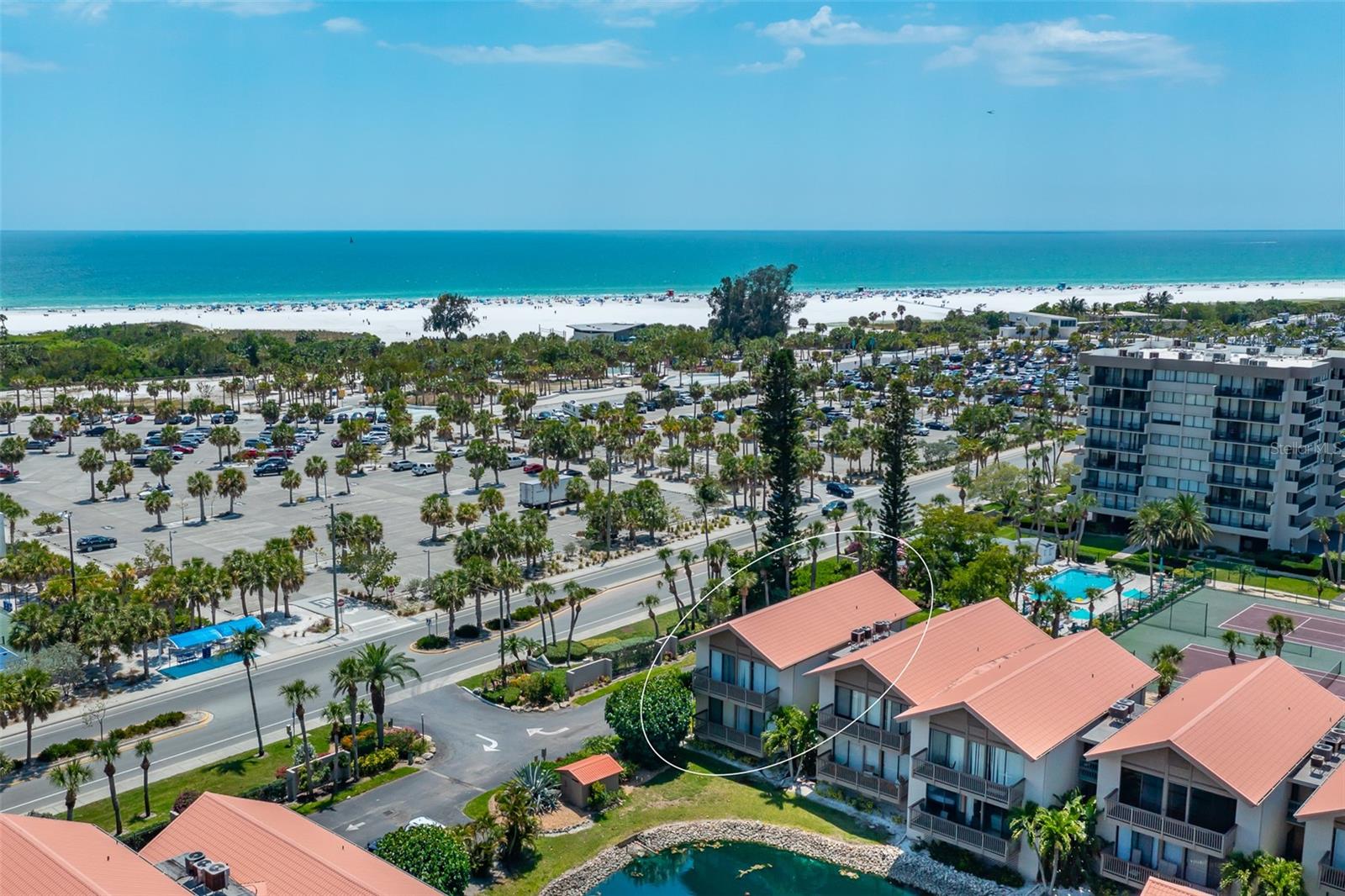 1077 LAKE HOUSE CIR #C201