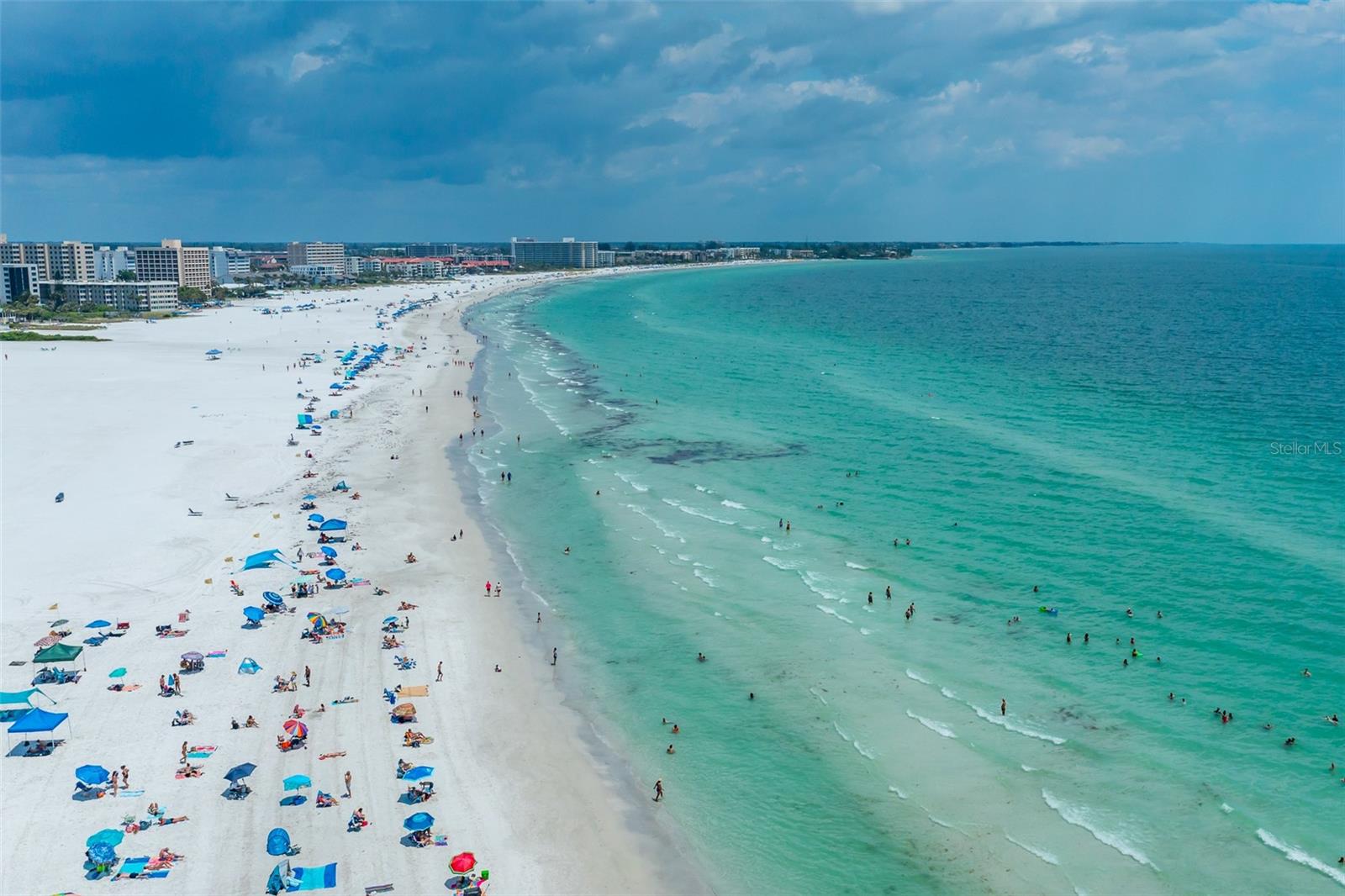 1077 LAKE HOUSE CIR #C201