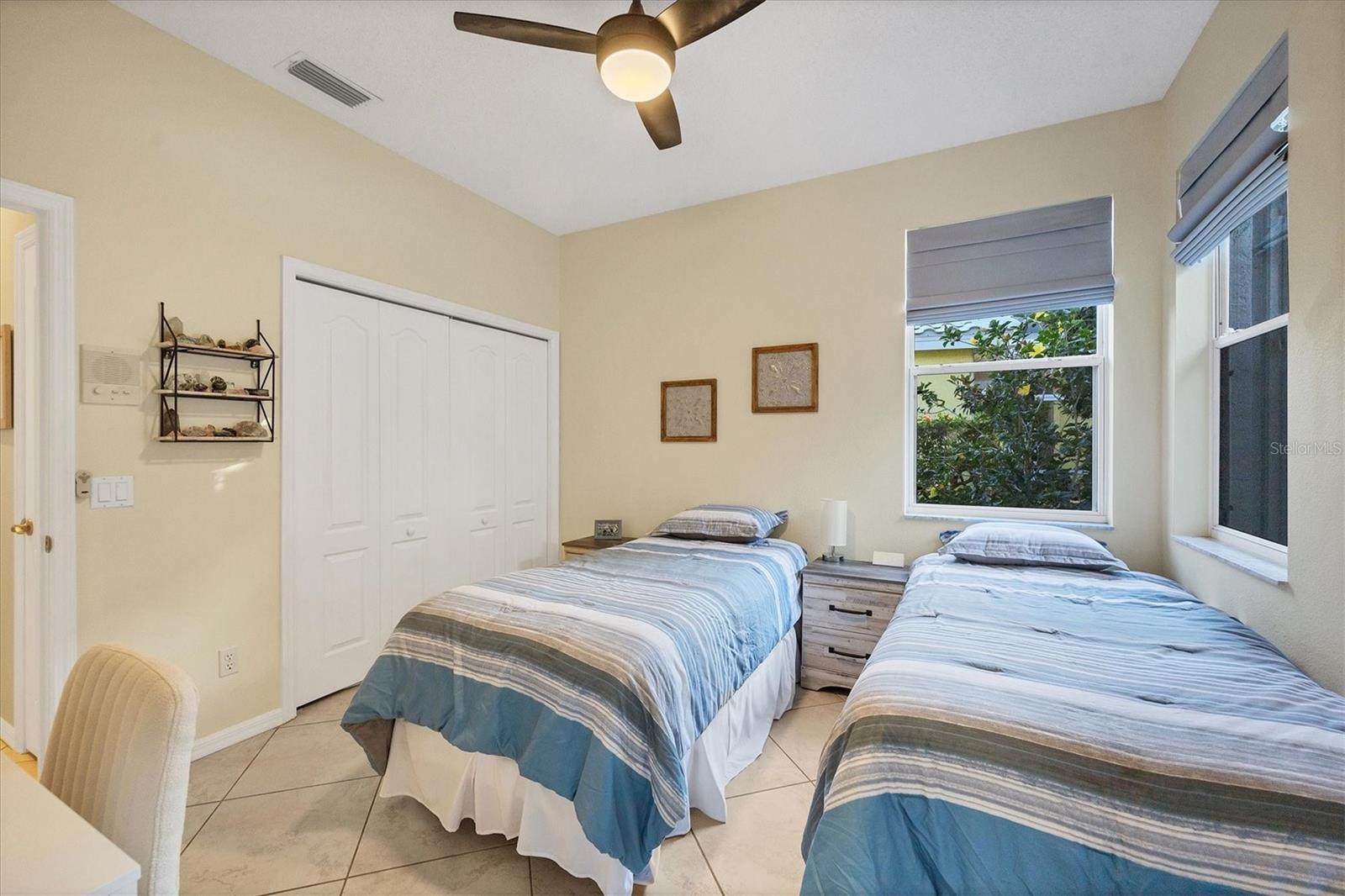 8882 HUNTINGTON POINTE DR