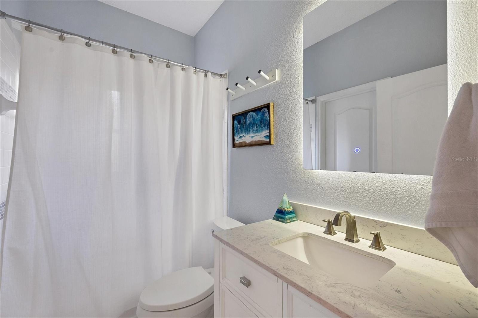 8882 HUNTINGTON POINTE DR