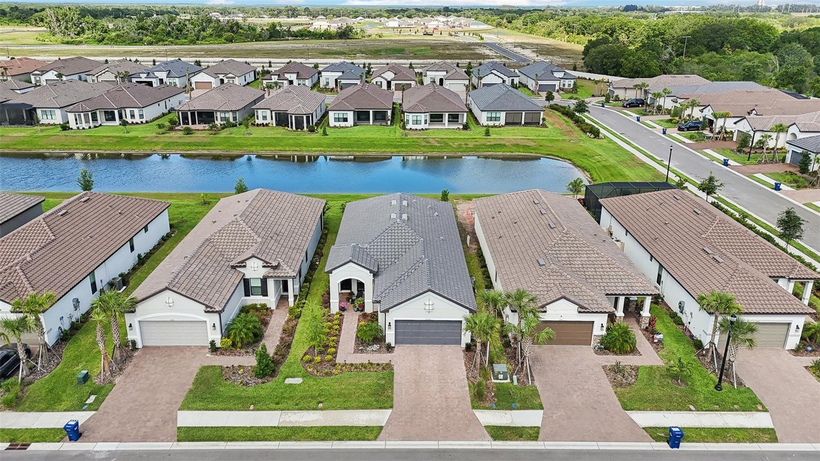 11127 DEVONBRIDGE DR