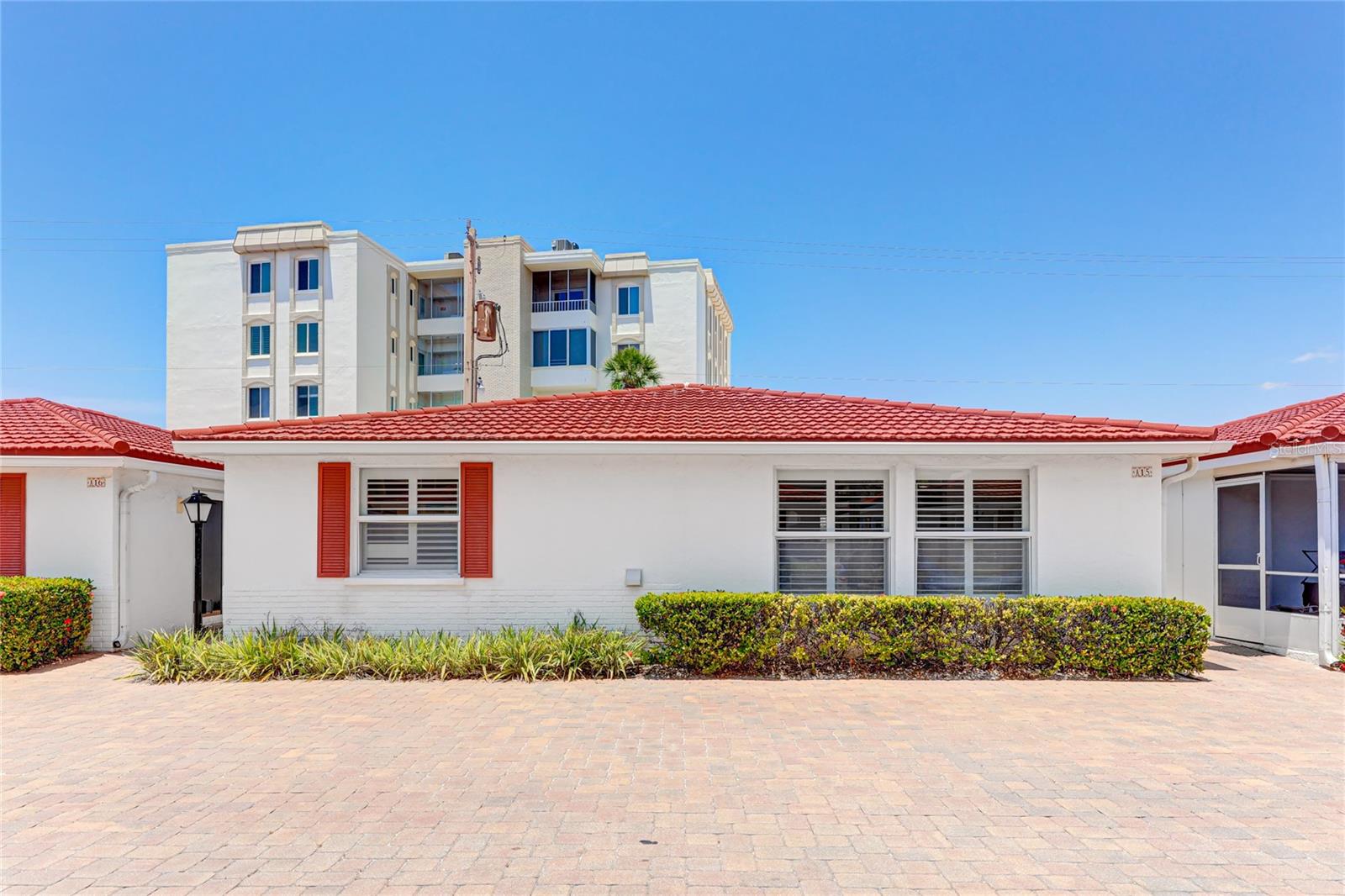 6154 MIDNIGHT PASS RD #15A