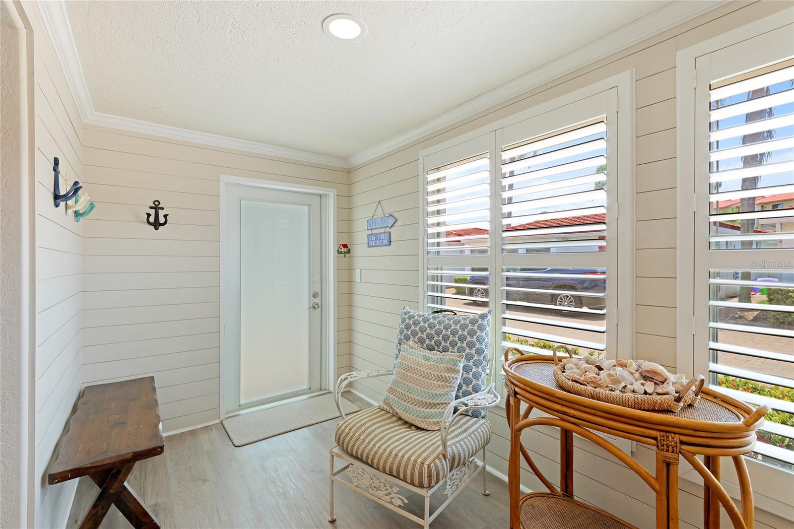 6154 MIDNIGHT PASS RD #15A