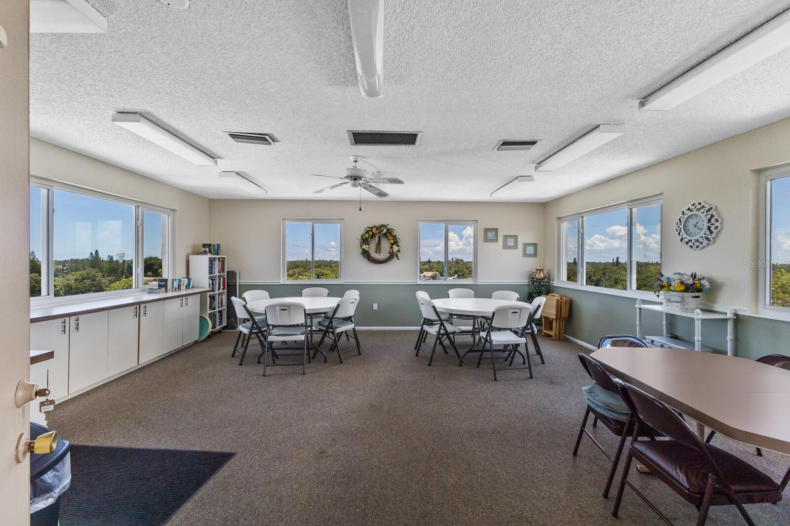 3640 IRONWOOD CIR #305N