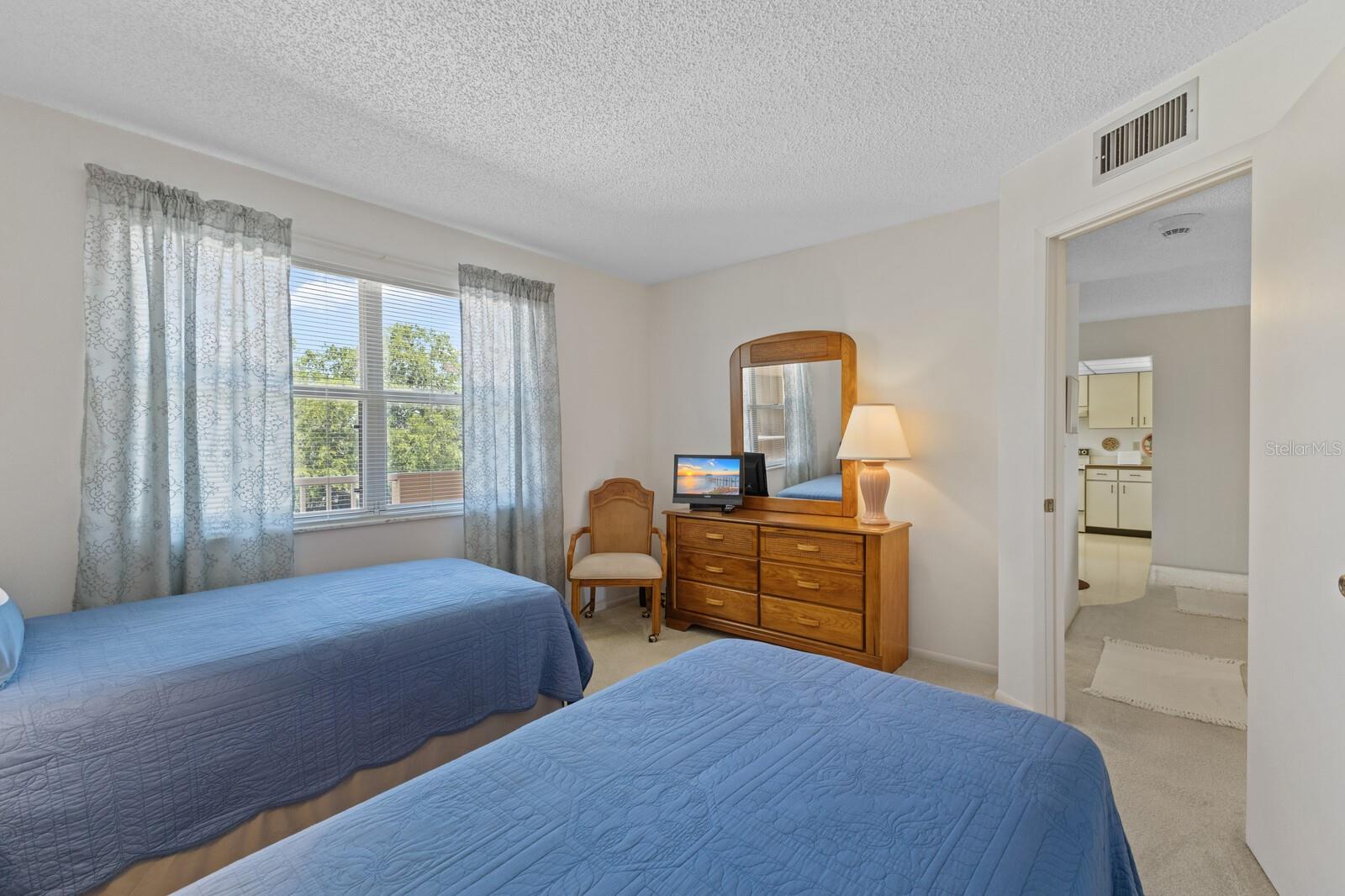 3640 IRONWOOD CIR #305N