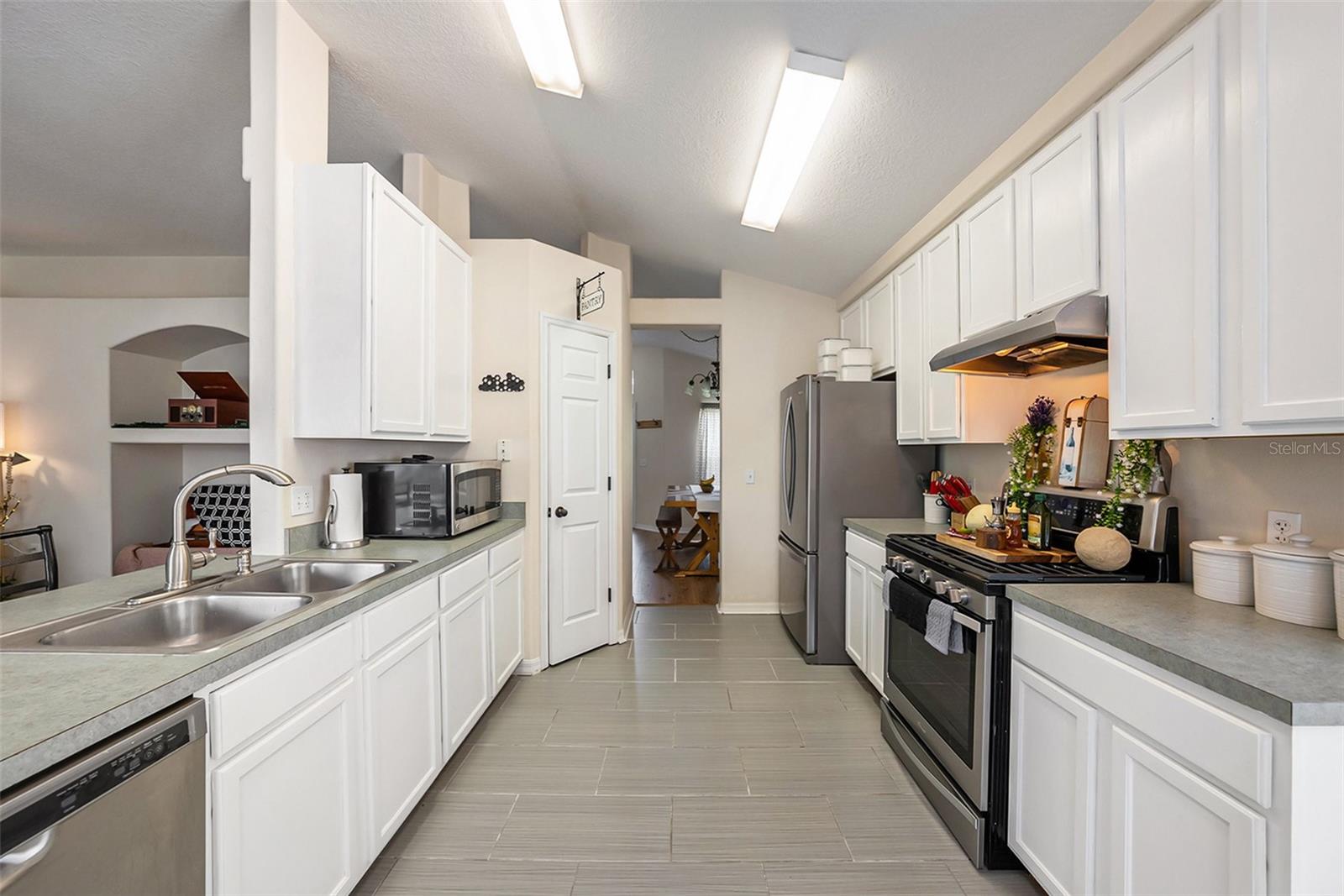 12705 TALL PINES WAY