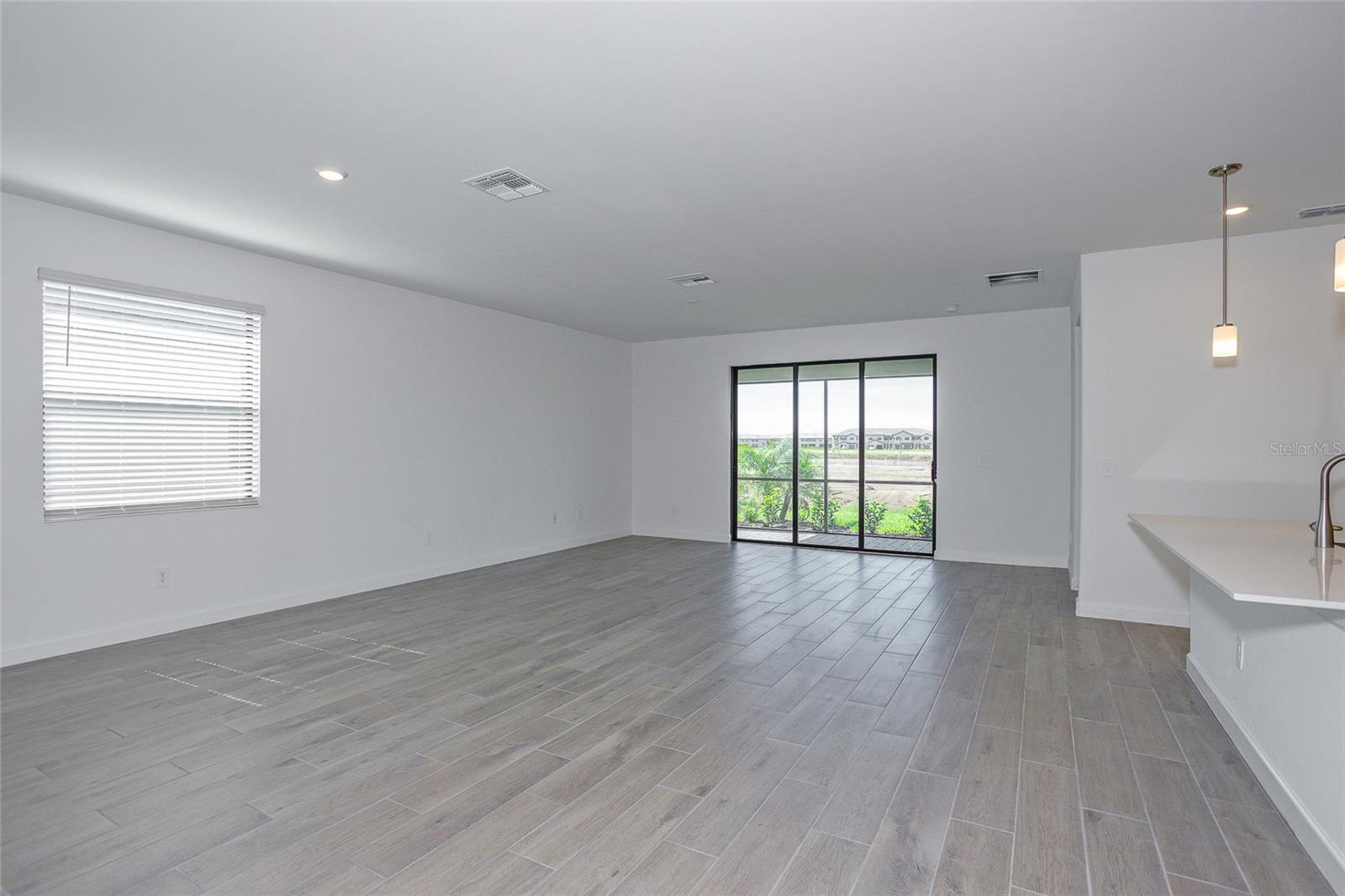 15016 MISTY WATER XING