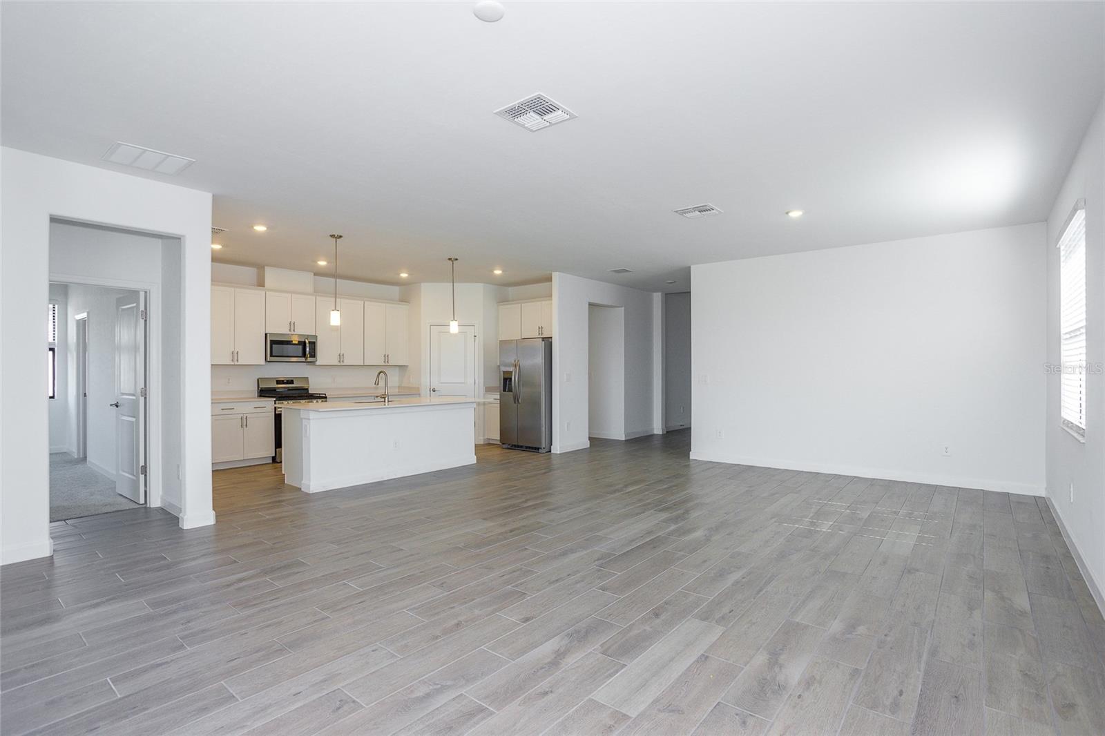 15016 MISTY WATER XING