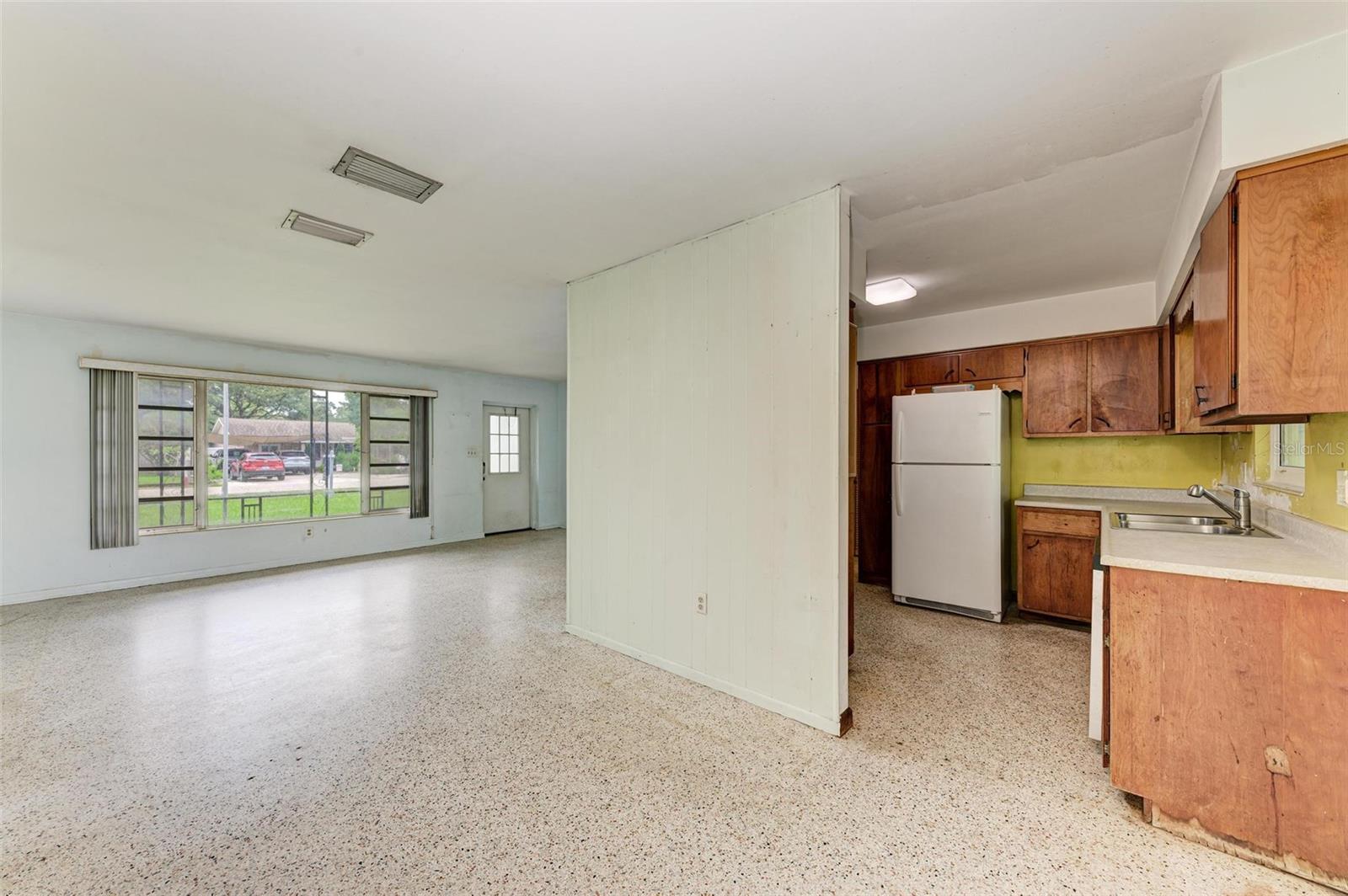 3104 52ND AVENUE DR W