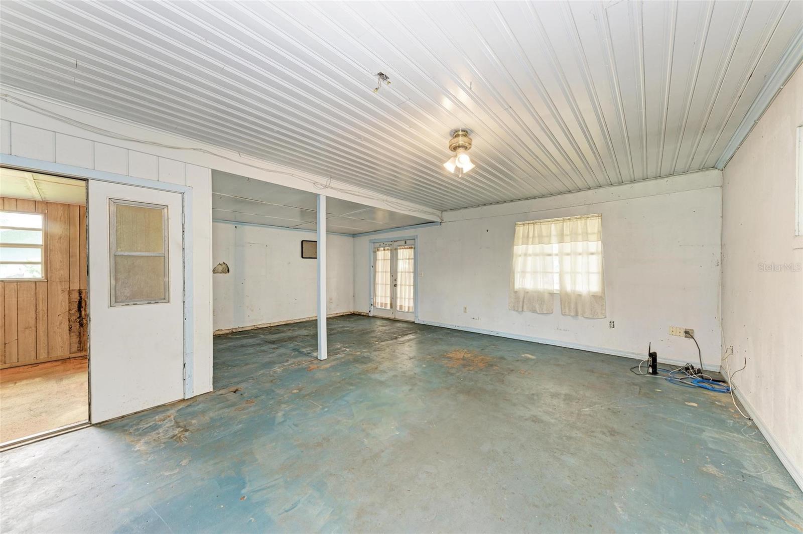 3104 52ND AVENUE DR W